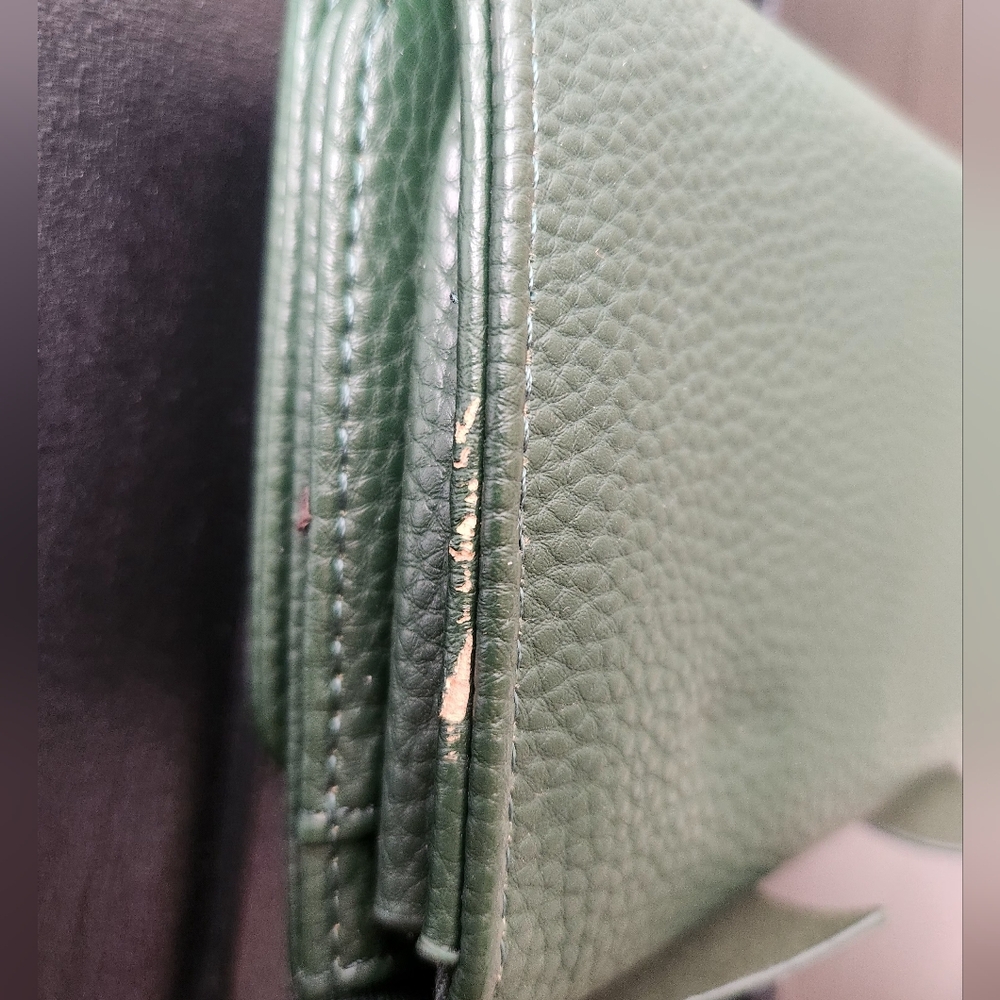 Green And Gold Leather Bow Bag **Please Read Discription** - Picture 8 of 8